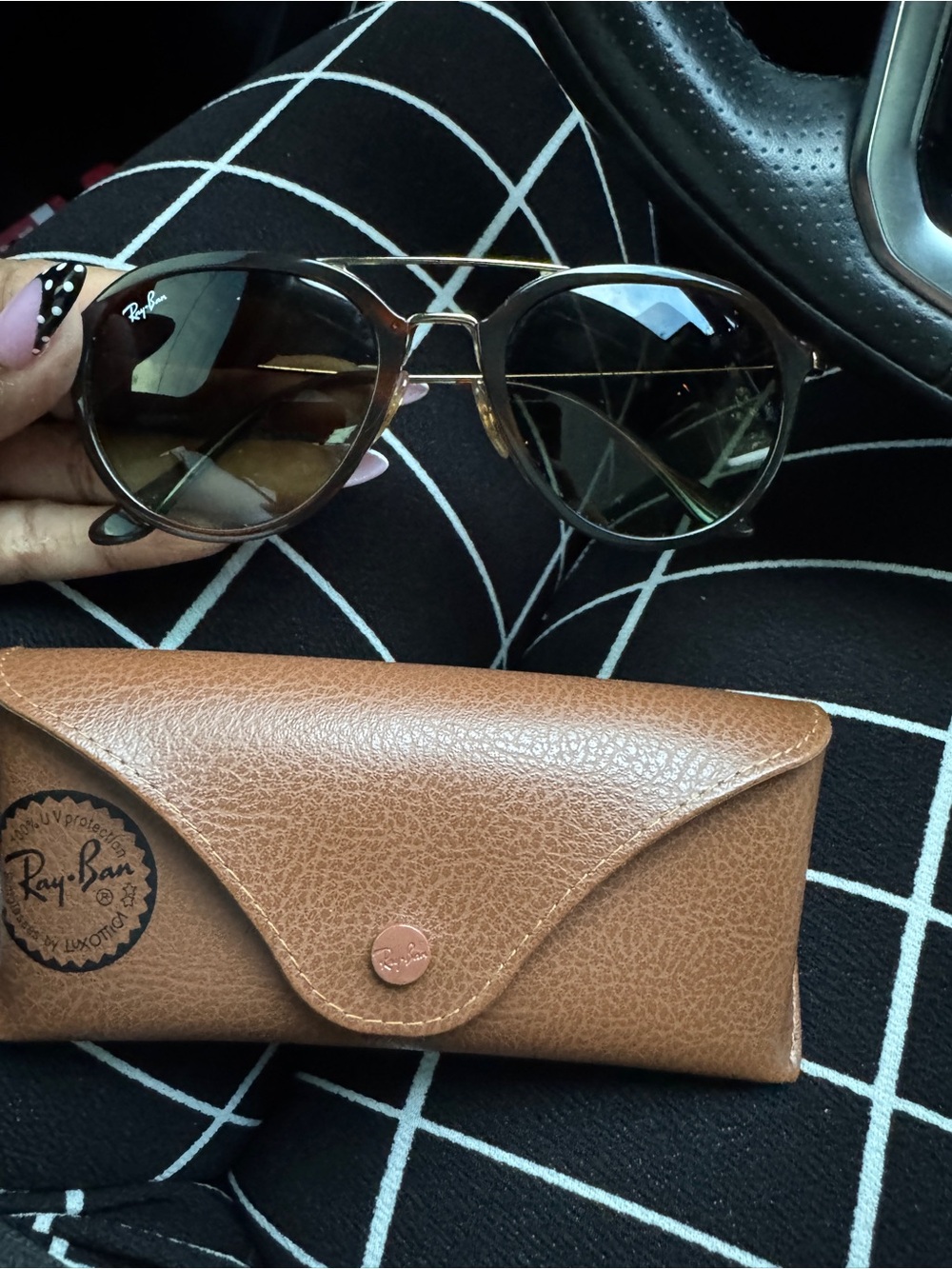 Ray-Ban Women’s Gold Frame Brown Gradient Aviator Sunglasses